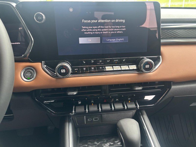 New 2026 GMC Canyon AT4 AWD/4WD image 8