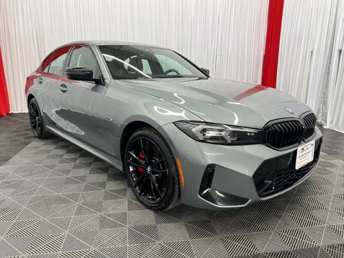 Used 2023 BMW 330e xDrive w/ M Sport Package AWD/4WD image 2