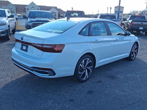 New 2026 Volkswagen Jetta SEL image 5