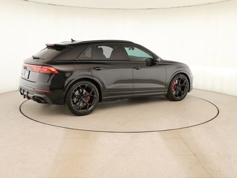 New 2026 Audi RS Q8 performance image 7