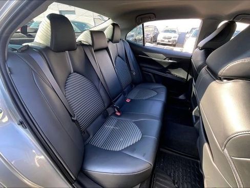 Used 2021 Toyota Camry SE image 27