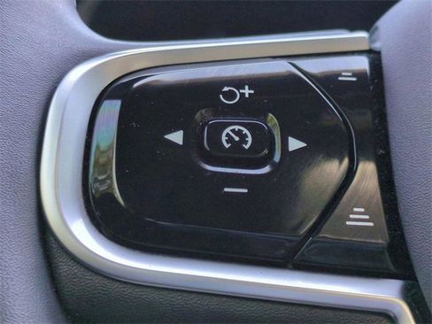 Used 2024 Volvo S60 B5 Plus w/ Climate Package image 22