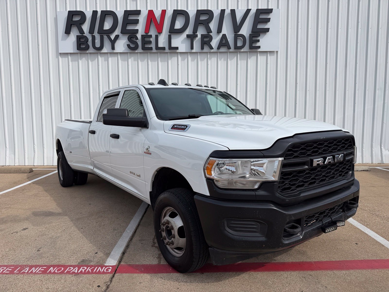 Used 2022 RAM 3500 Tradesman AWD/4WD image 10