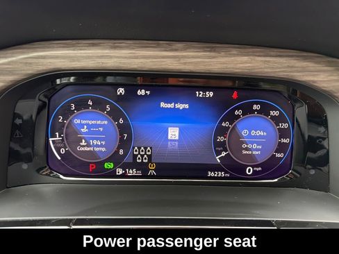 Used 2025 Volkswagen Atlas SEL AWD/4WD image 18