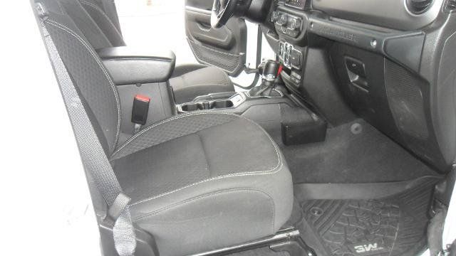 Used 2021 Jeep Wrangler Unlimited Sport AWD/4WD image 27