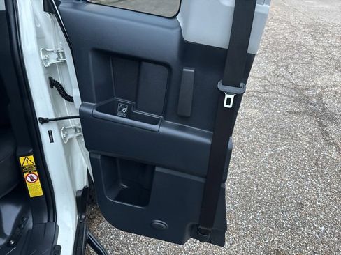 Used 2012 Toyota FJ Cruiser Base image 11