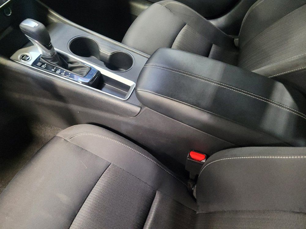 Used 2025 Nissan Altima 2.5 SV FWD image 26