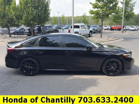 Certified 2025 Honda Civic Sport image 8