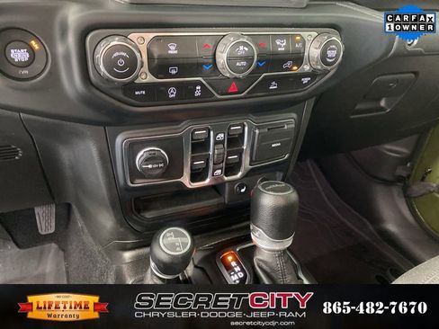 Used 2023 Jeep Gladiator Sport image 23