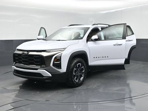Used 2026 Chevrolet Equinox ACTIV w/ Convenience Package III FWD image 61