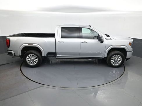 Used 2021 GMC Sierra 2500 Denali w/ Denali Ultimate Package AWD/4WD image 16