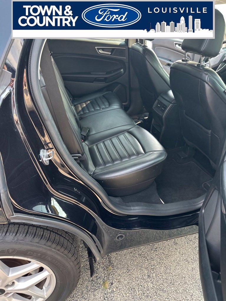 Used 2023 Ford Edge SEL AWD/4WD image 15
