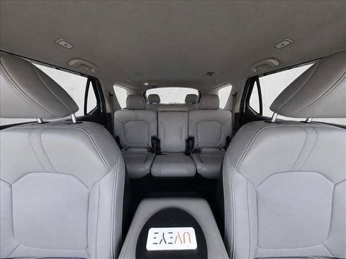 Used 2025 Honda Pilot EX-L image 19