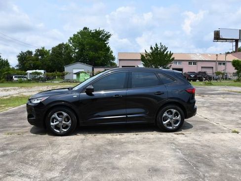 Used 2023 Ford Escape ST-Line w/ Tech Pack #1 FWD image 6