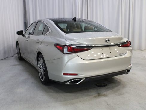 Used 2025 Lexus ES 350 w/ Technology Package FWD image 23