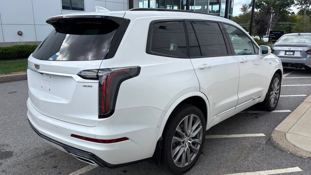Used 2020 Cadillac XT6 Sport AWD/4WD image 3