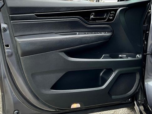 Used 2023 Honda Odyssey Touring image 18