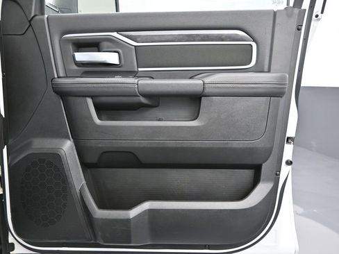 Used 2024 RAM 2500 Big Horn image 46