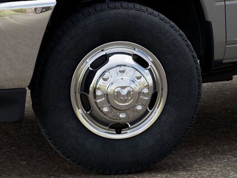 New 2026 RAM 3500 Tradesman AWD/4WD image 4