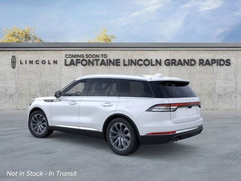 New 2026 Lincoln Aviator Reserve w/ Illumination Package AWD/4WD image 4