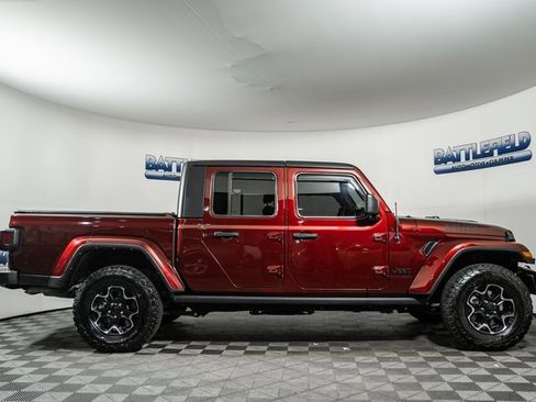 Used 2021 Jeep Gladiator Willys image 12