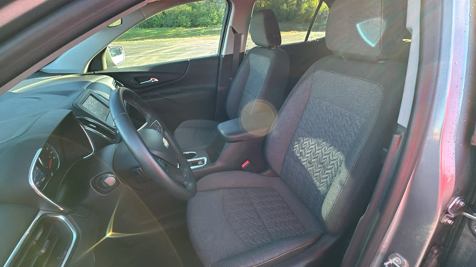 Certified 2024 Chevrolet Equinox LT AWD/4WD image 8