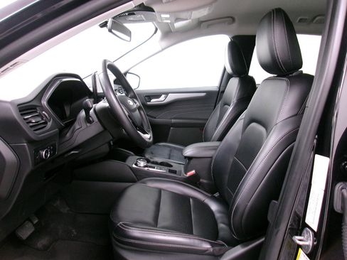 Used 2024 Ford Escape Platinum AWD/4WD image 8