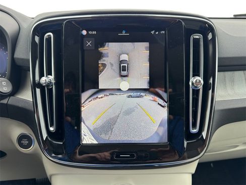 New 2026 Volvo XC40 B5 Plus w/ Protection Package Premier image 19