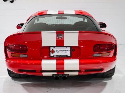 Used 2002 Dodge Viper GTS RWD image 3