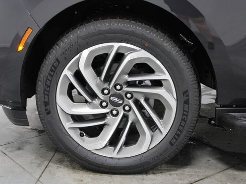 New 2026 Lincoln Navigator Premiere AWD/4WD image 20