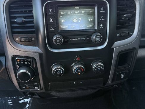 Used 2017 RAM 1500 Classic SLT w/ SLT Plus D←cor Group AWD/4WD image 13