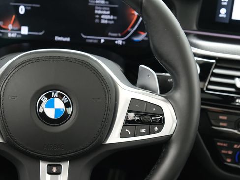 Used 2023 BMW 540i xDrive w/ Executive Package AWD/4WD image 13