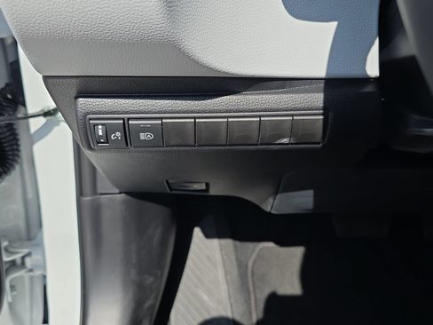 Used 2026 Toyota Corolla SE FWD image 23