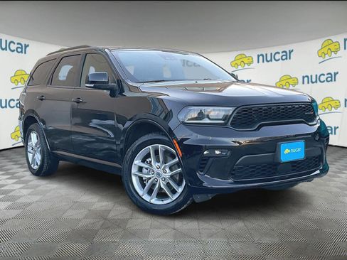 Used 2023 Dodge Durango GT image 1