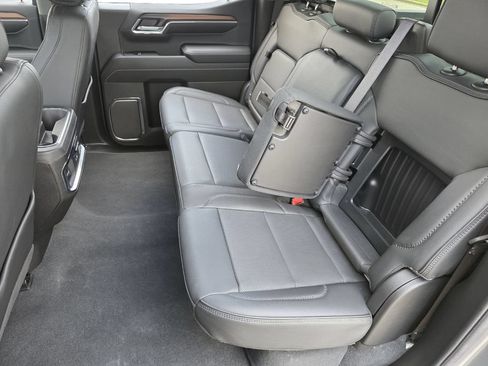 Used 2024 GMC Sierra 1500 Denali AWD/4WD image 32
