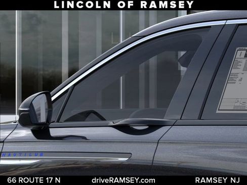 New 2026 Lincoln Nautilus Premier AWD/4WD image 21