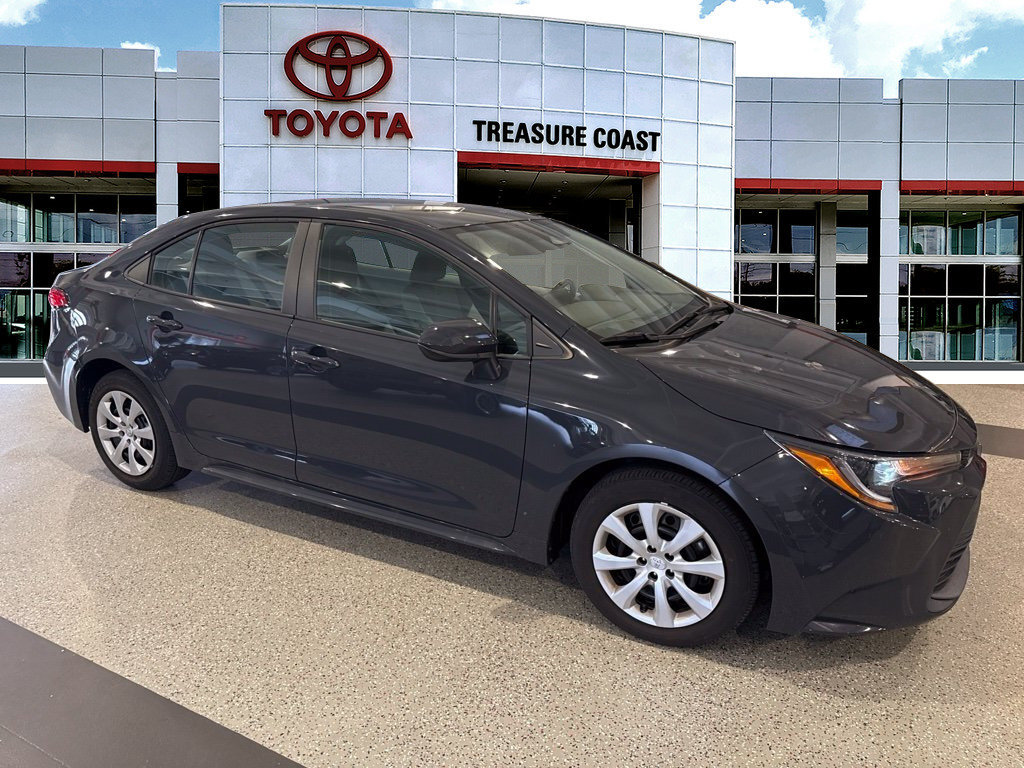 Used 2025 Toyota Corolla LE w/ Convenience Package FWD image 1