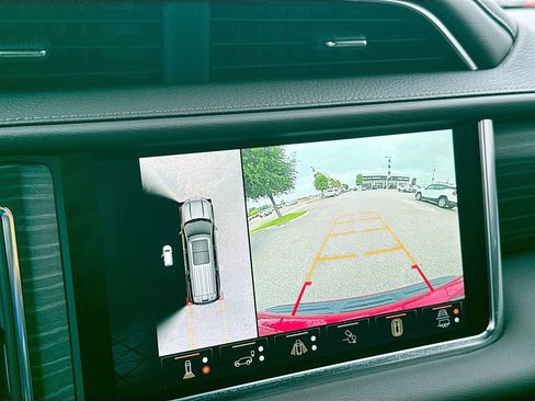 Certified 2024 GMC Yukon Denali w/ Denali Reserve Package AWD/4WD image 19
