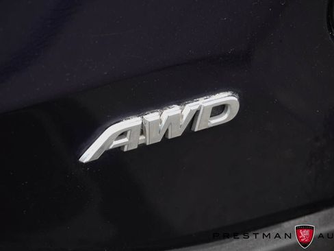 Used 2022 Toyota RAV4 XLE w/ Convenience Package AWD/4WD image 4