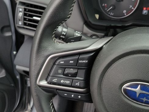 Used 2025 Subaru Outback Premium w/ Popular Package #1A AWD/4WD image 27