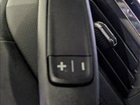 Used 2020 GMC Sierra 1500 AT4 w/ AT4 Premium Package image 12