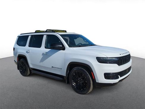 Used 2023 Jeep Wagoneer Series II w/ Convenience Group I image 2