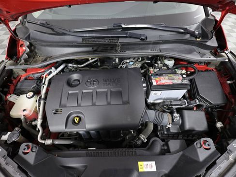 Used 2020 Toyota C-HR LE image 39