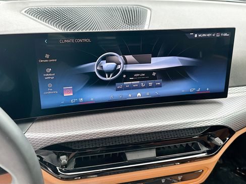 Used 2025 BMW 430i Convertible image 16