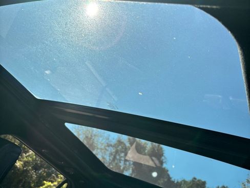 Used 2019 Ford Expedition Limited w/ Equipment Group 301A image 21