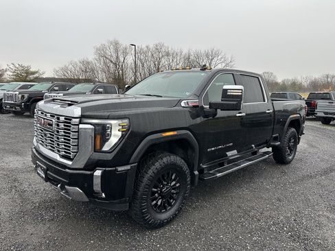 Used 2024 GMC Sierra 2500 Denali w/ Denali Reserve Package image 12