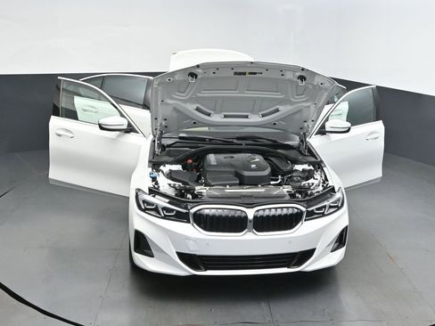 New 2026 BMW 330i Sedan w/ Convenience Package image 52
