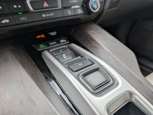 Used 2019 Honda Clarity Plug-In Hybrid image 22
