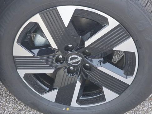 New 2026 Nissan Kicks SV w/ SV Premium Package image 19