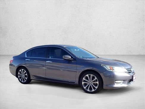 Used 2013 Honda Accord Sport image 15